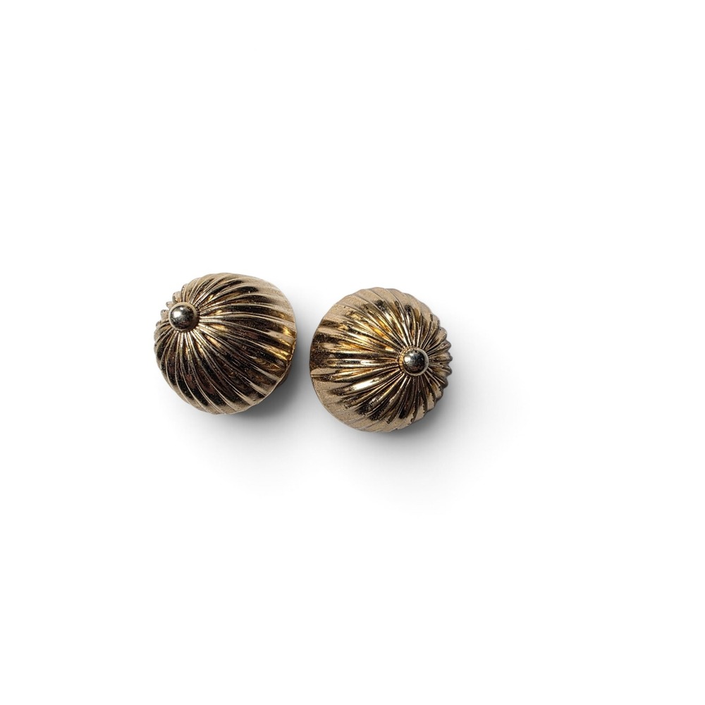 Vintage Napier Gold Tone Ribbed Melon Dome Clip On Earrings 1950s 1960s Chunky